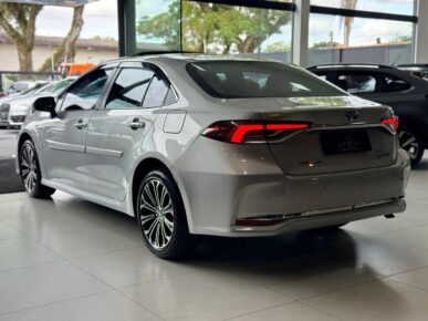 TOYOTA COROLLA APREMIUMH 2022 - Ampére Multimarcas - Veículos usados e semi novos à venda em Curitiba/PR