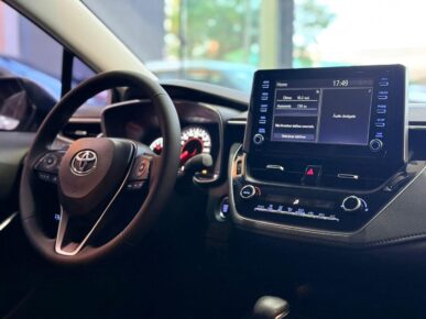 TOYOTA COROLLA XEI 20 2022 - Ampére Multimarcas - Veículos usados e semi novos à venda em Curitiba/PR