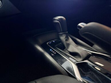 TOYOTA COROLLA XEI 20 2023 - Ampére Multimarcas - Veículos usados e semi novos à venda em Curitiba/PR