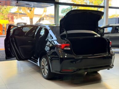 TOYOTA COROLLA XEI 20 2023 - Ampére Multimarcas - Veículos usados e semi novos à venda em Curitiba/PR