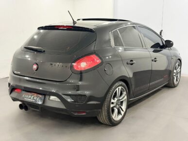FIAT BRAVO TURBO T-JET 2016 - Ampére Multimarcas - Veículos usados e semi novos à venda em Curitiba/PR