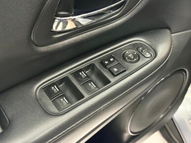 HONDA HR-V EX CVT 2018 - Ampére Multimarcas - Veículos usados e semi novos à venda em Curitiba/PR