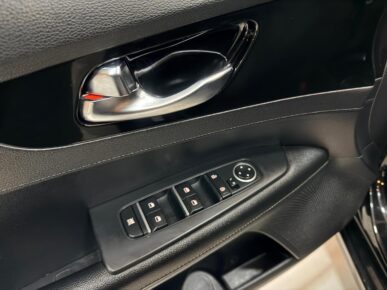 KIA CERATO FF EX2.0 AT 2020 - Ampére Multimarcas - Veículos usados e semi novos à venda em Curitiba/PR