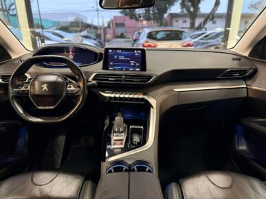 PEUGEOT 3008 GRIFFE AT 2018 - Ampére Multimarcas - Veículos usados e semi novos à venda em Curitiba/PR