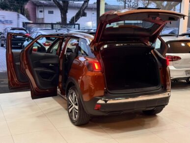 PEUGEOT 3008 GRIFFE AT 2018 - Ampére Multimarcas - Veículos usados e semi novos à venda em Curitiba/PR