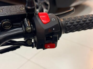 SHINERAY SHI150 S NEW JEF 2026 - Ampére Multimarcas - Veículos usados e semi novos à venda em Curitiba/PR
