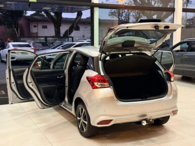 TOYOTA YARIS HB XS 15 AT 2019 - Ampére Multimarcas - Veículos usados e semi novos à venda em Curitiba/PR