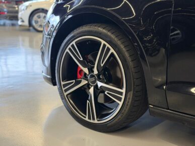 AUDI AUDA3 LM 220CV 2018 - Ampére Multimarcas - Veículos usados e semi novos à venda em Curitiba/PR
