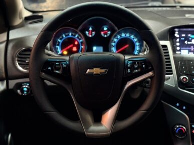 CHEVROLET CRUZE LT NB 2014 - Ampére Multimarcas - Veículos usados e semi novos à venda em Curitiba/PR