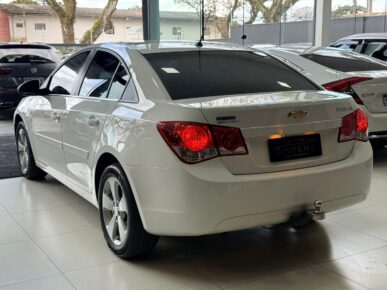 CHEVROLET CRUZE LT NB 2014 - Ampére Multimarcas - Veículos usados e semi novos à venda em Curitiba/PR