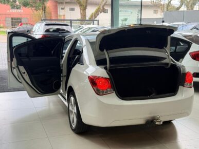 CHEVROLET CRUZE LT NB 2014 - Ampére Multimarcas - Veículos usados e semi novos à venda em Curitiba/PR