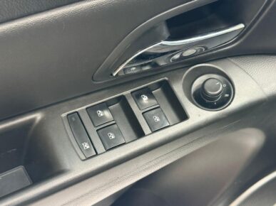 CHEVROLET CRUZE LT NB 2014 - Ampére Multimarcas - Veículos usados e semi novos à venda em Curitiba/PR