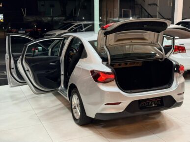 CHEVROLET ONIX PLUS 10MT LT2 2021 - Ampére Multimarcas - Veículos usados e semi novos à venda em Curitiba/PR