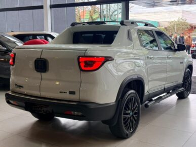 FIAT NOVO FIAT TORO ULTRA TURBO 2025 - Ampére Multimarcas - Veículos usados e semi novos à venda em Curitiba/PR