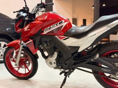 HONDA CB250F TWISTER ABS 2022 - Ampére Multimarcas - Veículos usados e semi novos à venda em Curitiba/PR