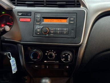 HONDA CITY LX CVT 2015 - Ampére Multimarcas - Veículos usados e semi novos à venda em Curitiba/PR