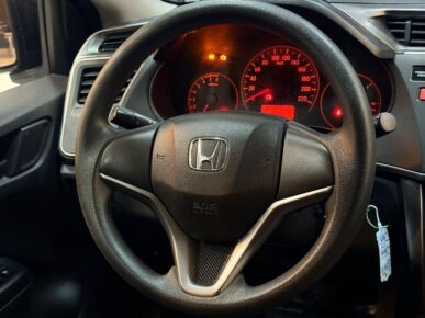 HONDA CITY LX CVT 2015 - Ampére Multimarcas - Veículos usados e semi novos à venda em Curitiba/PR