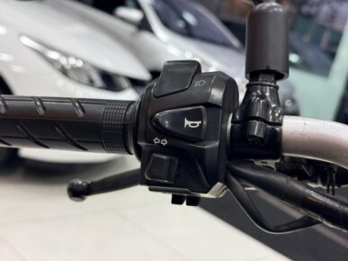 HONDA HONDA XRE 300 2023 - Ampére Multimarcas - Veículos usados e semi novos à venda em Curitiba/PR