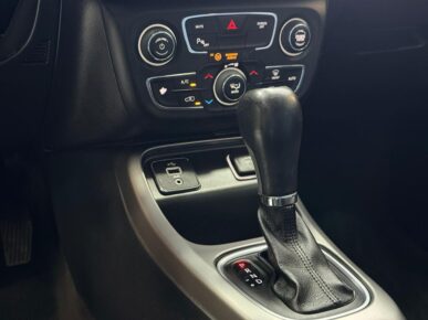 JEEP COMPASS LONGITUDE F 2019 - Ampére Multimarcas - Veículos usados e semi novos à venda em Curitiba/PR