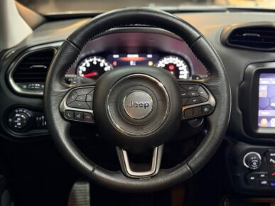 JEEP RENEGADE LIMITED AT 2021 - Ampére Multimarcas - Veículos usados e semi novos à venda em Curitiba/PR