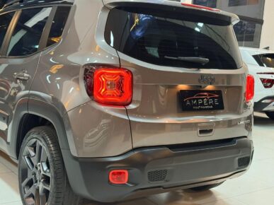 JEEP RENEGADE LIMITED AT 2021 - Ampére Multimarcas - Veículos usados e semi novos à venda em Curitiba/PR