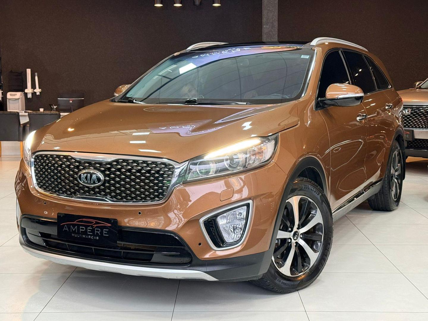 KIA SORENTO 3.3EX3 G27 2016 - Ampére Multimarcas - Veículos usados e semi novos à venda em Curitiba/PR