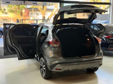 NISSAN KICKS PLAY SENSE 1.6 16V FLEX AUT. 2025 - Ampére Multimarcas - Veículos usados e semi novos à venda em Curitiba/PR