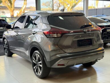 NISSAN KICKS PLAY SENSE 1.6 16V FLEX AUT. 2025 - Ampére Multimarcas - Veículos usados e semi novos à venda em Curitiba/PR