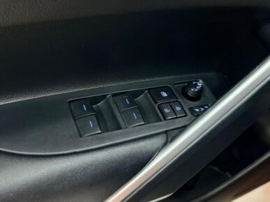 TOYOTA CCROSS XRE 20 2022 - Ampére Multimarcas - Veículos usados e semi novos à venda em Curitiba/PR