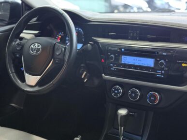 TOYOTA COROLLA GLI18 CVT 2016 - Ampére Multimarcas - Veículos usados e semi novos à venda em Curitiba/PR