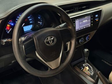 TOYOTA COROLLA GLI18 CVT 2018 - Ampére Multimarcas - Veículos usados e semi novos à venda em Curitiba/PR