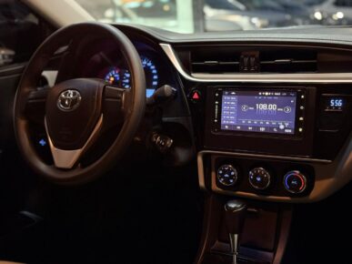 TOYOTA COROLLA GLI18 CVT 2018 - Ampére Multimarcas - Veículos usados e semi novos à venda em Curitiba/PR