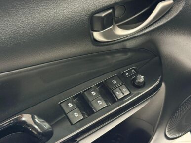 TOYOTA YARIS HB XS 15 AT 2019 - Ampére Multimarcas - Veículos usados e semi novos à venda em Curitiba/PR