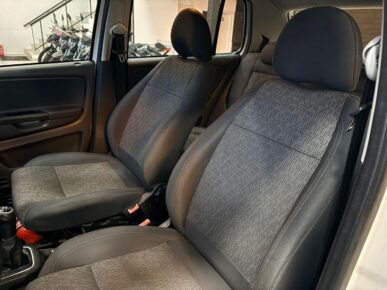 VOLKSWAGEN FOX 1.6 GII 2014 - Ampére Multimarcas - Veículos usados e semi novos à venda em Curitiba/PR