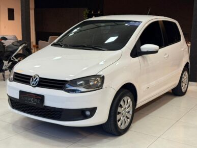 VOLKSWAGEN FOX 1.6 GII 2014 - Ampére Multimarcas - Veículos usados e semi novos à venda em Curitiba/PR
