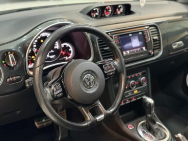 VOLKSWAGEN FUSCA 2.0T 2013 - Ampére Multimarcas - Veículos usados e semi novos à venda em Curitiba/PR