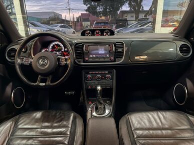 VOLKSWAGEN FUSCA 2.0T 2013 - Ampére Multimarcas - Veículos usados e semi novos à venda em Curitiba/PR