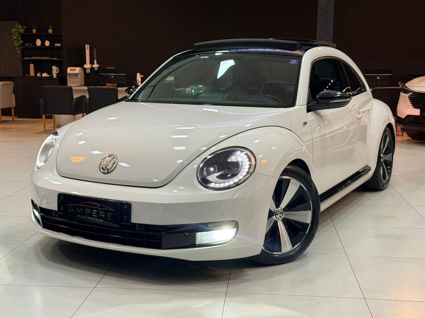 VOLKSWAGEN FUSCA 2.0T 2013 - Ampére Multimarcas - Veículos usados e semi novos à venda em Curitiba/PR