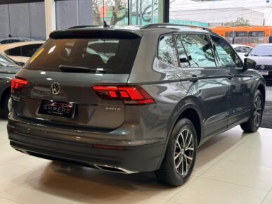 VOLKSWAGEN TIGUAN ALLSPACE 2018 - Ampére Multimarcas - Veículos usados e semi novos à venda em Curitiba/PR