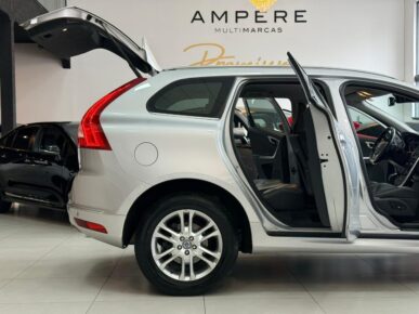 VOLVO XC60 2.0 T5 DYNA 2014 - Ampére Multimarcas - Veículos usados e semi novos à venda em Curitiba/PR