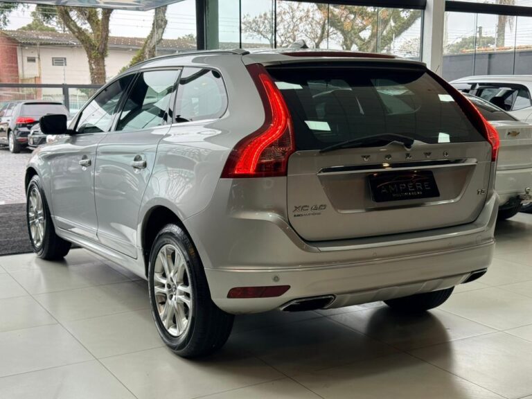 Volvo XC60 2.0 T5 5P - foto 15