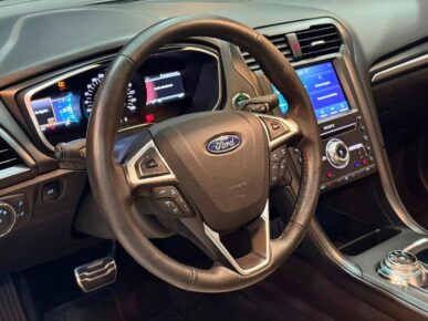 FORD FUSION TITGTDIAWD 2017 - Ampére Multimarcas - Veículos usados e semi novos à venda em Curitiba/PR