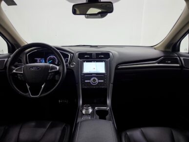 FORD FUSION TITGTDIAWD 2017 - Ampére Multimarcas - Veículos usados e semi novos à venda em Curitiba/PR
