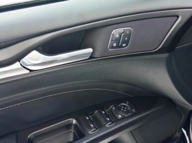 FORD FUSION TITGTDIAWD 2017 - Ampére Multimarcas - Veículos usados e semi novos à venda em Curitiba/PR