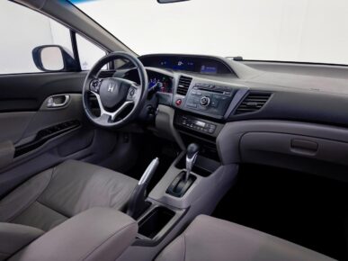 HONDA CIVIC LXR 2016 - Ampére Multimarcas - Veículos usados e semi novos à venda em Curitiba/PR