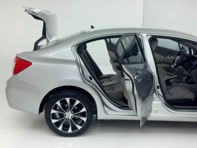 HONDA CIVIC LXR 2016 - Ampére Multimarcas - Veículos usados e semi novos à venda em Curitiba/PR