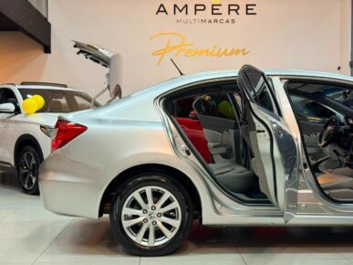 HONDA CIVIC LXS 2013 - Ampére Multimarcas - Veículos usados e semi novos à venda em Curitiba/PR