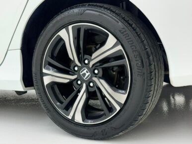 HONDA CIVIC SPORT CVT 2019 - Ampére Multimarcas - Veículos usados e semi novos à venda em Curitiba/PR