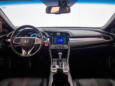 HONDA CIVIC TOURING CVT 2017 - Ampére Multimarcas - Veículos usados e semi novos à venda em Curitiba/PR