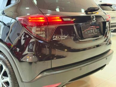 HONDA HR-V TOURING 2021 - Ampére Multimarcas - Veículos usados e semi novos à venda em Curitiba/PR